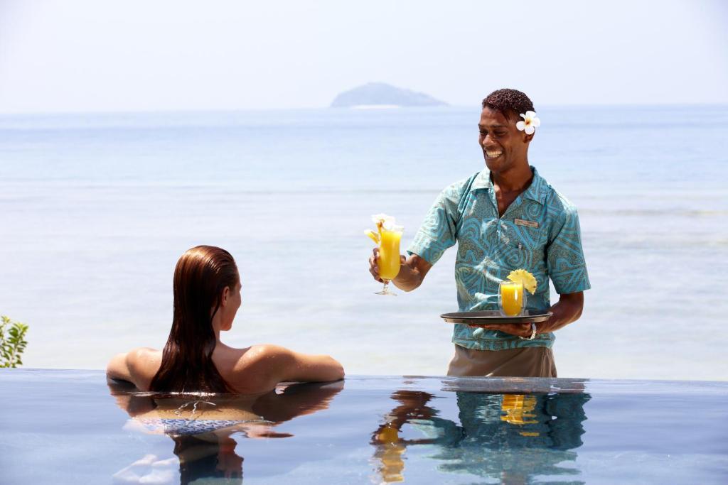 Tadrai Island Resort Mana Island Exterior photo
